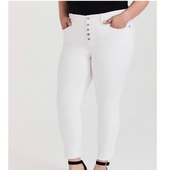 NWOT Torrid High-Rise Straight Jeans - Classic Denim White, Size 18R - Picture 1 of 8
